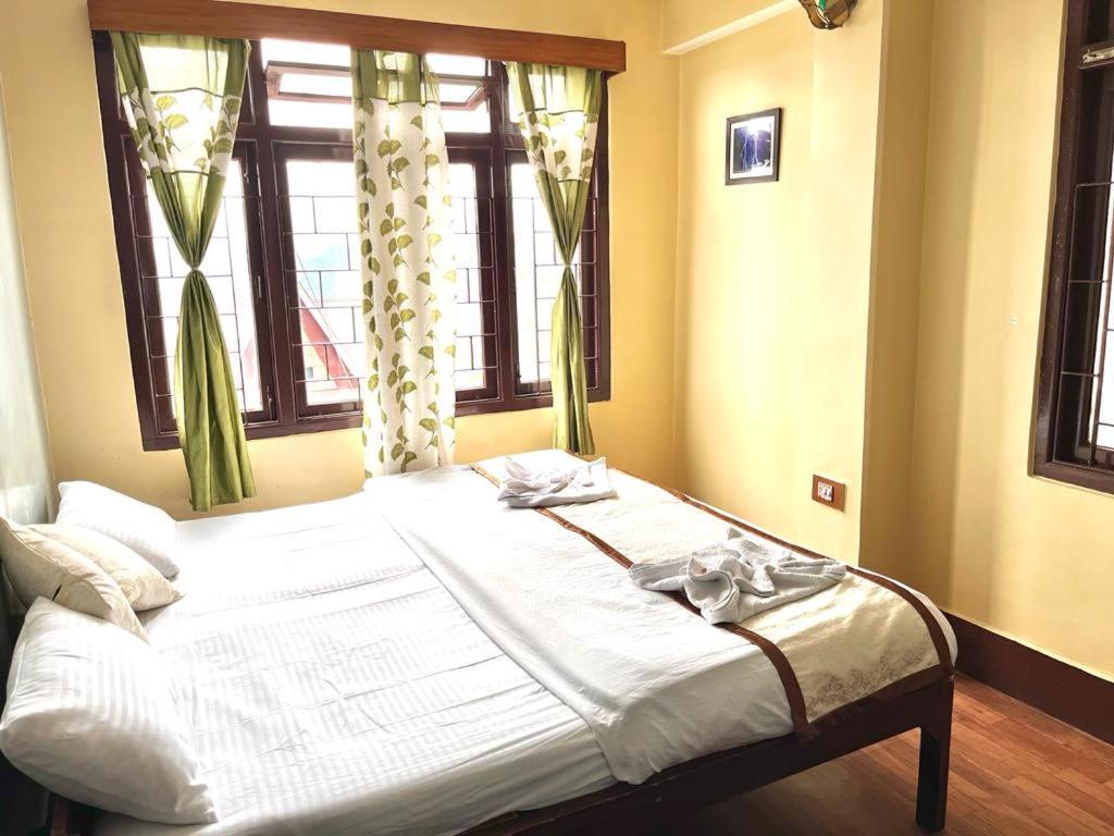 Hotel Red Rose Gangtok Dış mekan fotoğraf